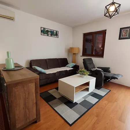 Gigio Apartments 55M2 Amphitheater With Free Parking Apartamento Pula